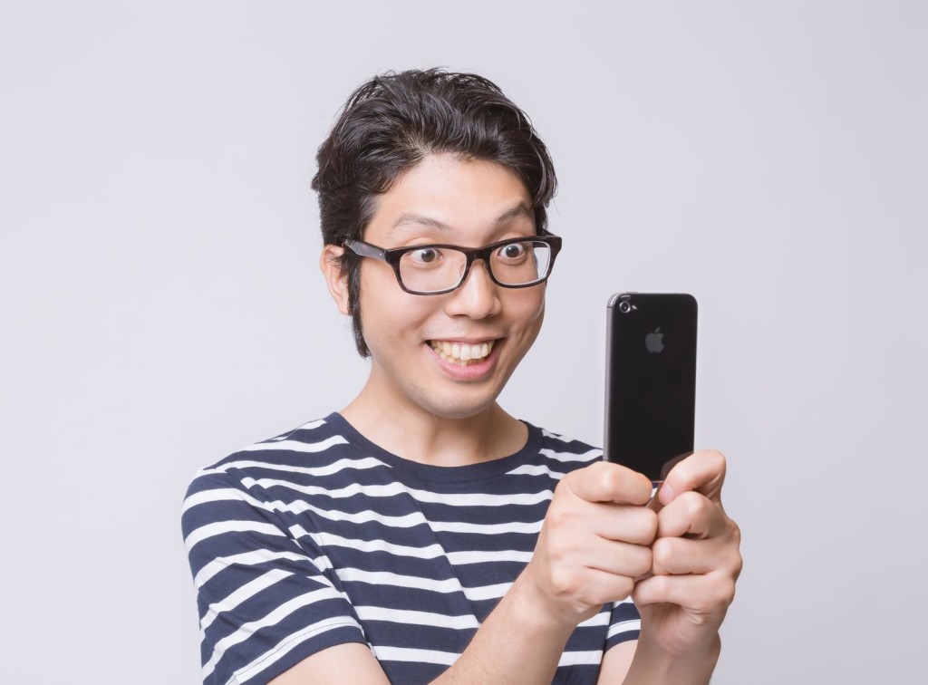 そもそも自撮りとはなんのためにする？ pairs(ペアーズ)