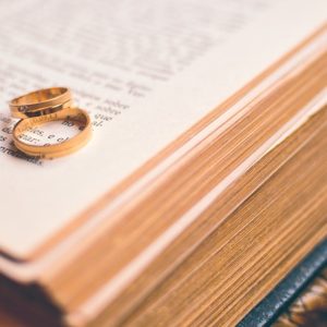結婚指輪と本
